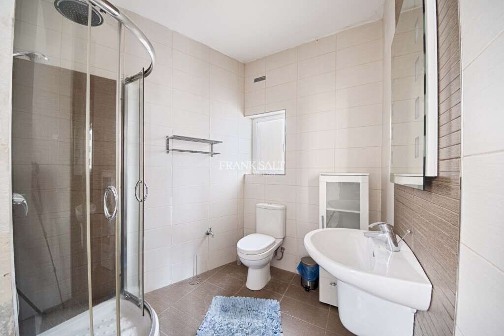 Birkirkara, 5 Bedrooms Bedrooms, ,5 BathroomsBathrooms,For Sale,FRSA-039873