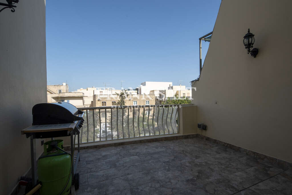 Santa Venera, 4 Bedrooms Bedrooms, ,2 BathroomsBathrooms,For Sale,FRSA-618593