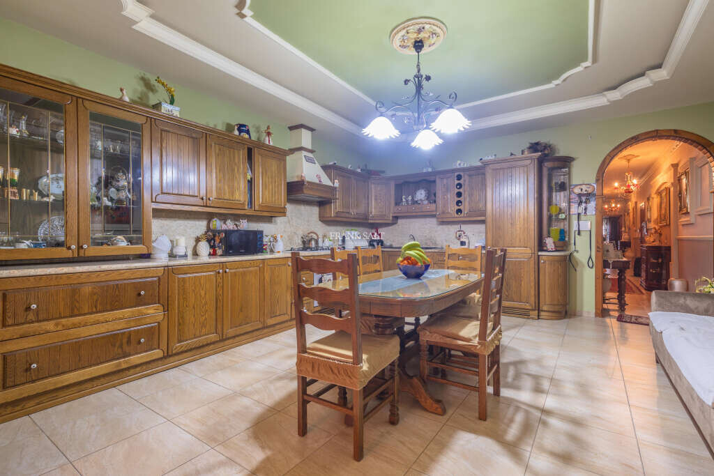 Msida, 3 Bedrooms Bedrooms, ,1 BathroomBathrooms,For Sale,FRSA-319946