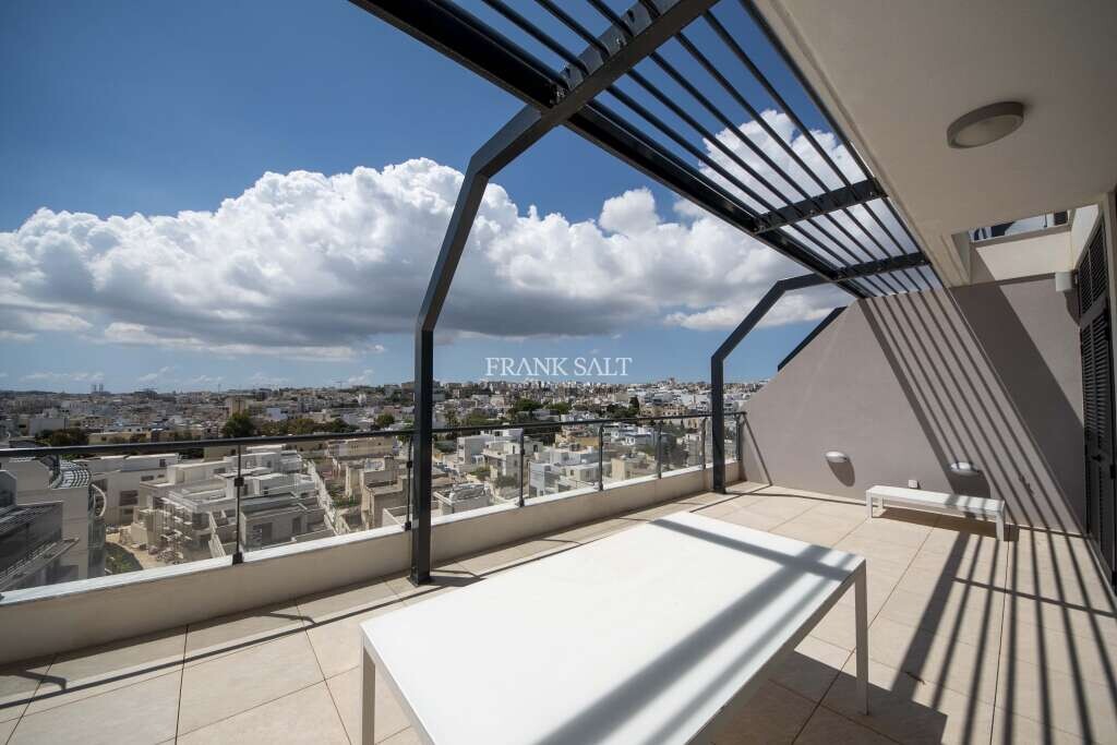 Pender Gardens, 3 Bedrooms Bedrooms, ,1 BathroomBathrooms,For Sale,FRSA-912969