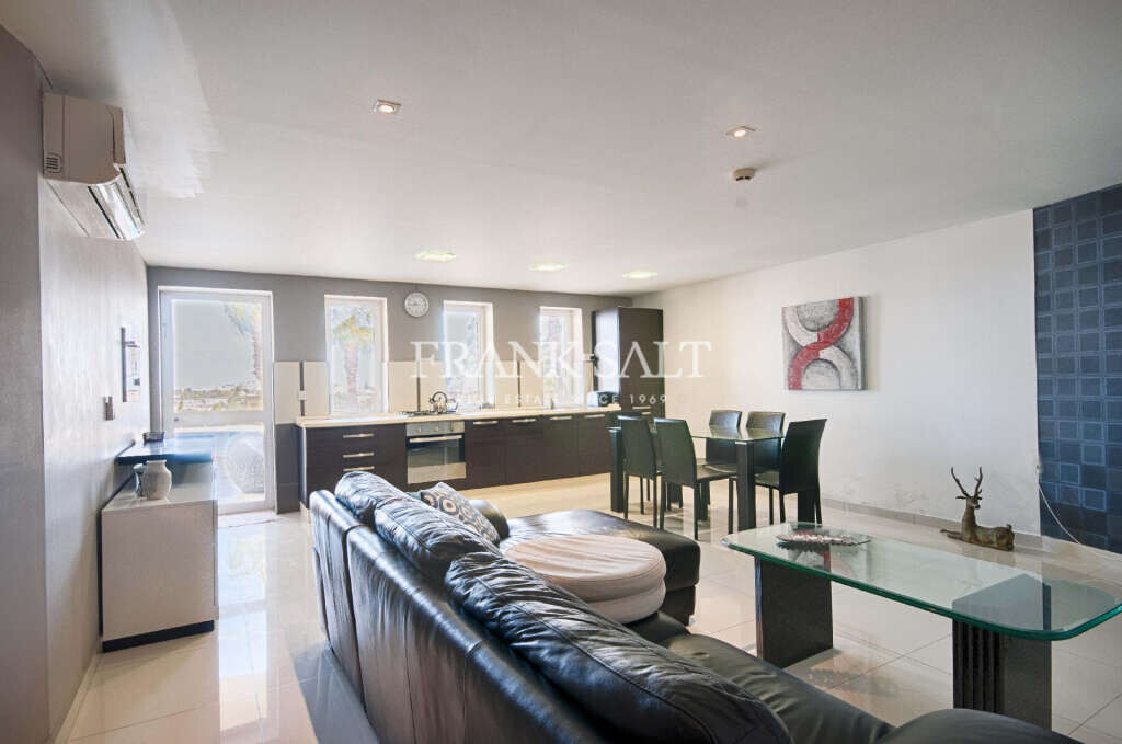 Mellieha, 3 Bedrooms Bedrooms, ,4 BathroomsBathrooms,For Sale,FRSA-915339