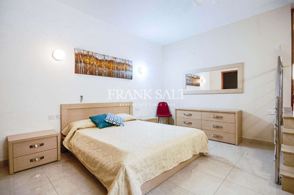 Mellieha, 3 Bedrooms Bedrooms, ,4 BathroomsBathrooms,For Sale,FRSA-915339