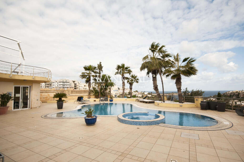 Mellieha, 3 Bedrooms Bedrooms, ,4 BathroomsBathrooms,For Sale,FRSA-915339