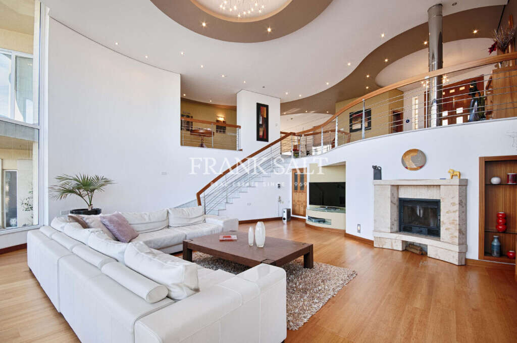 Mellieha, 3 Bedrooms Bedrooms, ,4 BathroomsBathrooms,For Sale,FRSA-915339