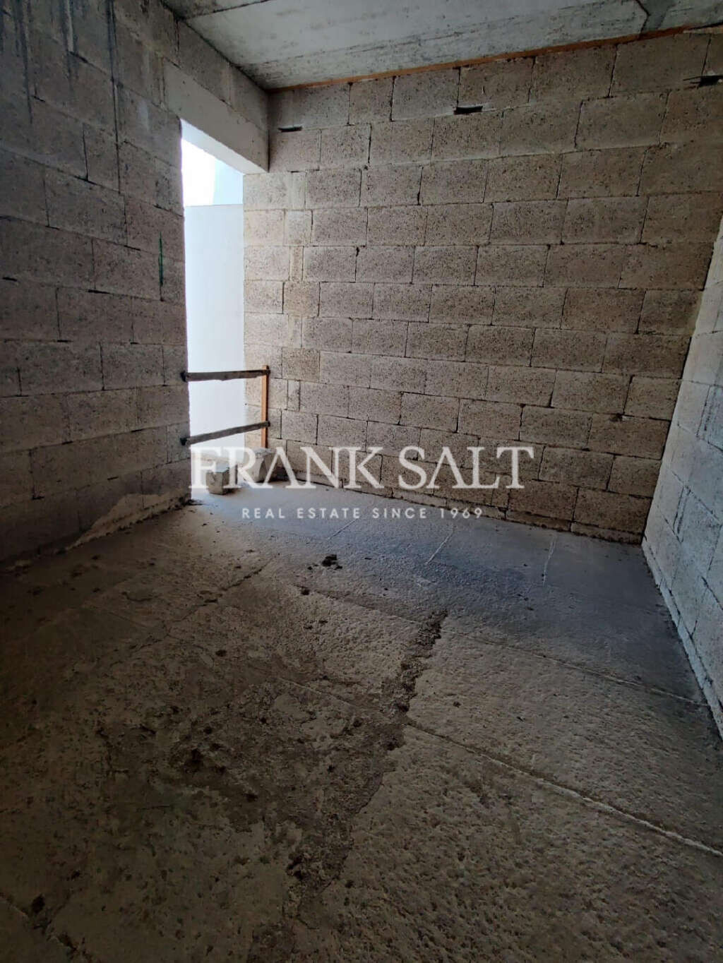 Pieta, ,For Sale,FRSA-817252