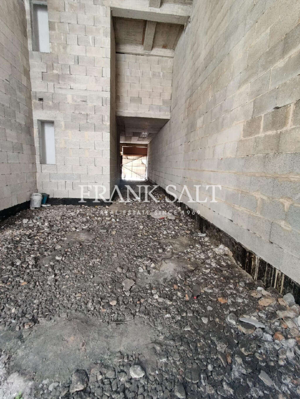 Pieta, ,For Sale,FRSA-817252