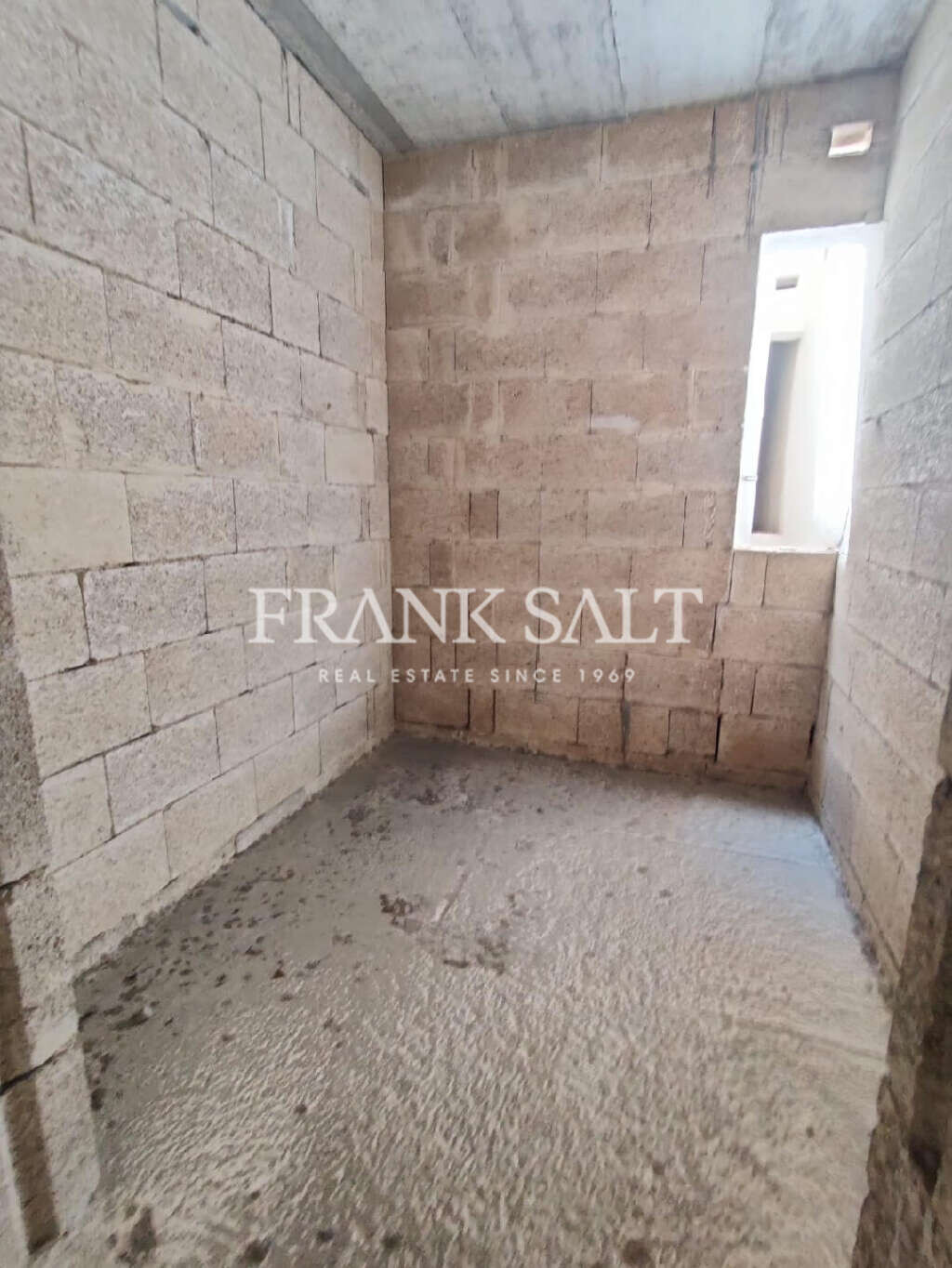 Pieta, ,For Sale,FRSA-817252