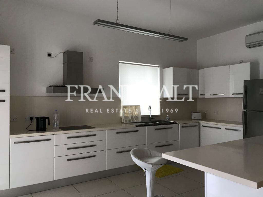 Tigne Point, 3 Bedrooms Bedrooms, ,2 BathroomsBathrooms,For Sale,FRSA-039533