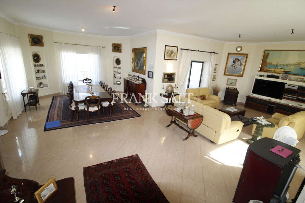 Mellieha, 7 Bedrooms Bedrooms, ,5 BathroomsBathrooms,For Sale,FRSA-039531