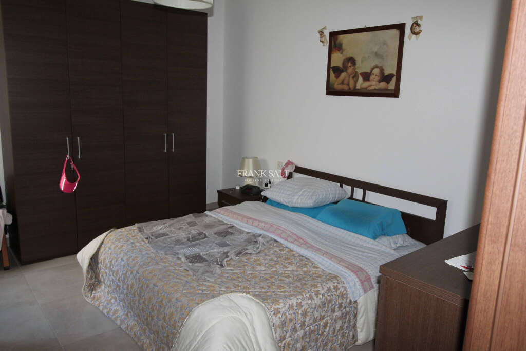 Zabbar, 3 Bedrooms Bedrooms, ,2 BathroomsBathrooms,For Sale,FRSA-421605