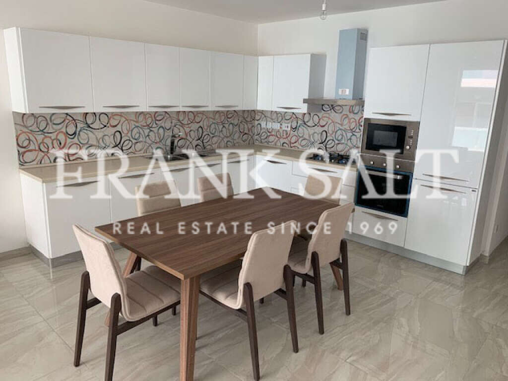 St Pauls Bay, 3 Bedrooms Bedrooms, ,1 BathroomBathrooms,For Sale,FRSA-712058