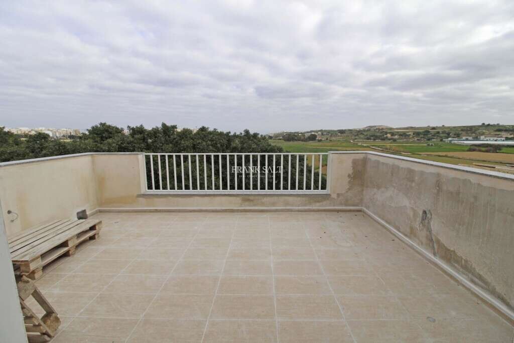 Burmarrad, 2 Bedrooms Bedrooms, ,For Sale,FRSA-618359