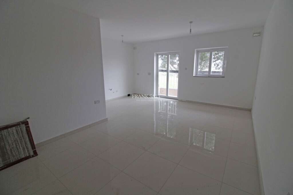 Burmarrad, 2 Bedrooms Bedrooms, ,For Sale,FRSA-618359