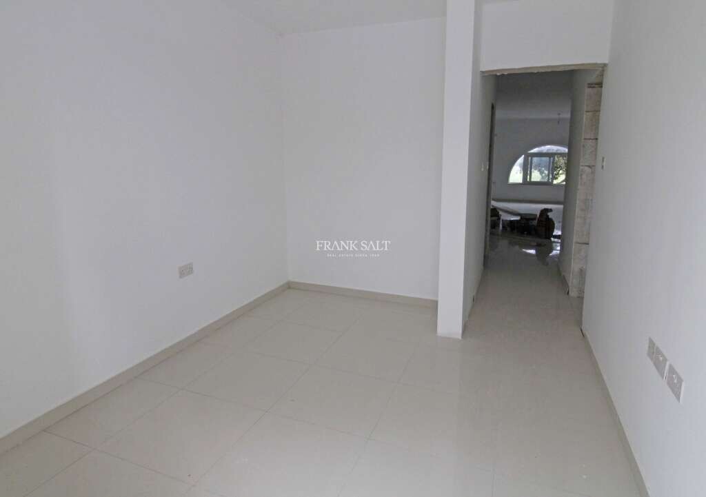 Burmarrad, 2 Bedrooms Bedrooms, ,For Sale,FRSA-618359