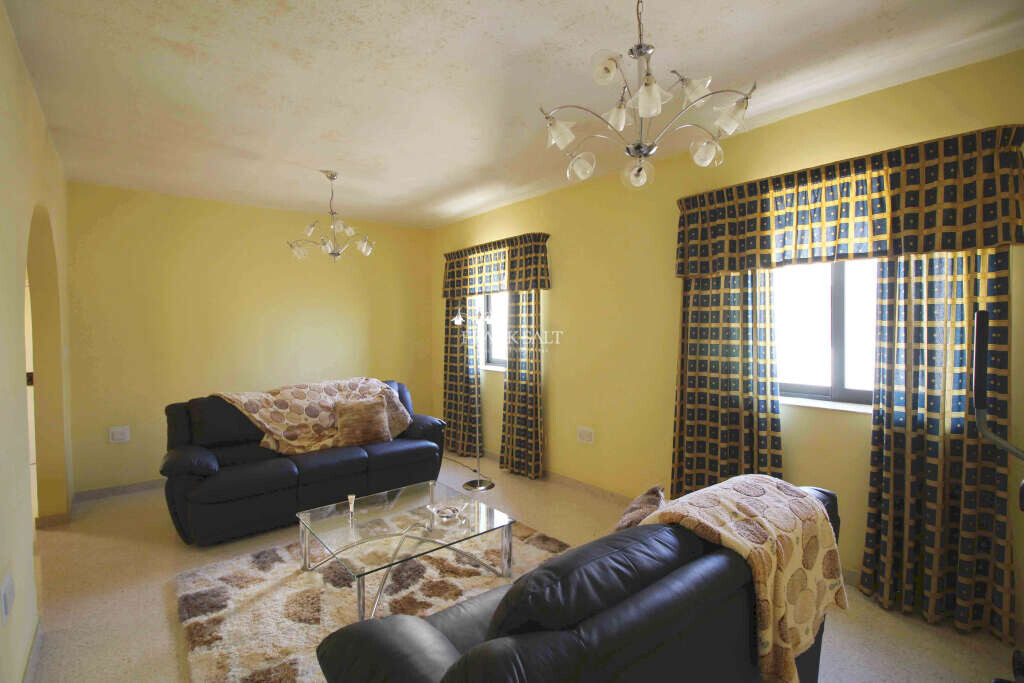 Msida, 3 Bedrooms Bedrooms, ,1 BathroomBathrooms,For Sale,FRSA-421311