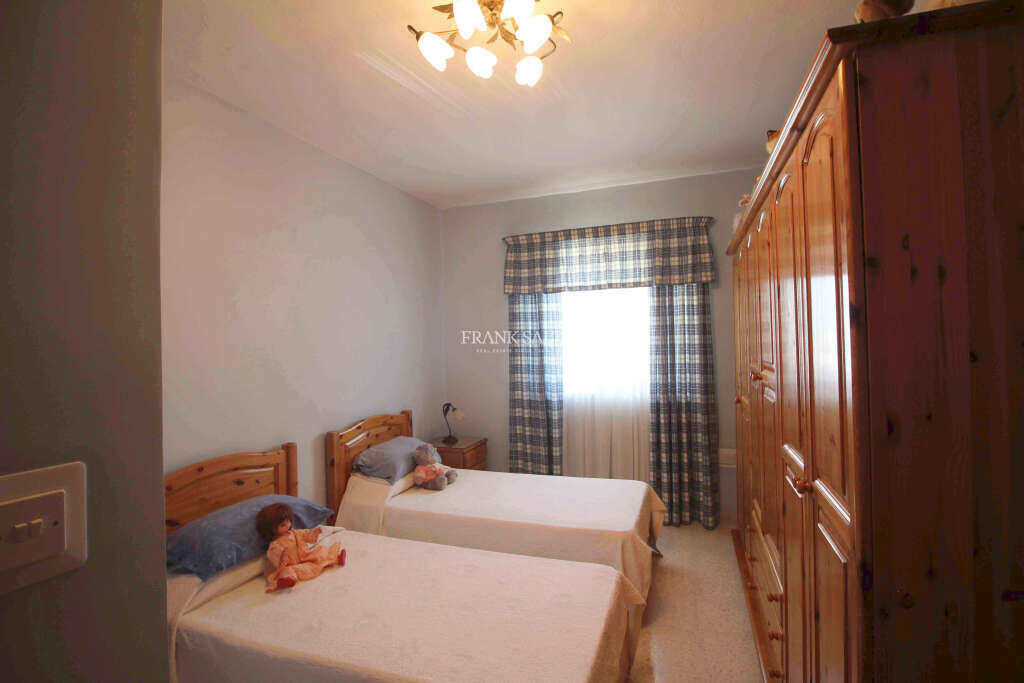 Msida, 3 Bedrooms Bedrooms, ,1 BathroomBathrooms,For Sale,FRSA-421311