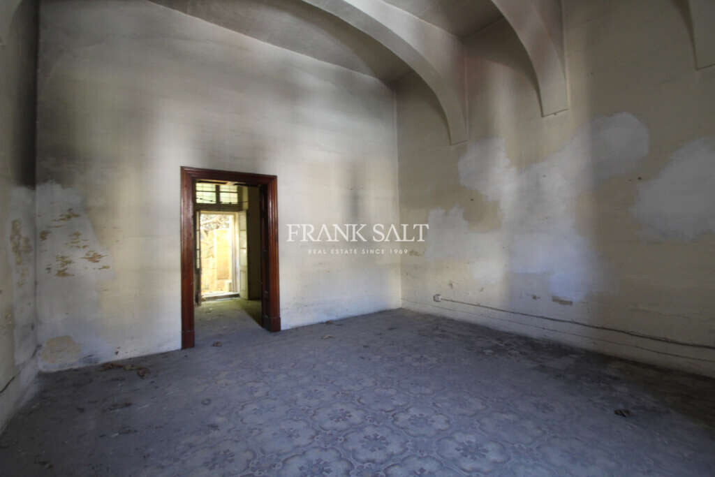 Birkirkara, 3 Bedrooms Bedrooms, ,2 BathroomsBathrooms,For Sale,FRSA-510372