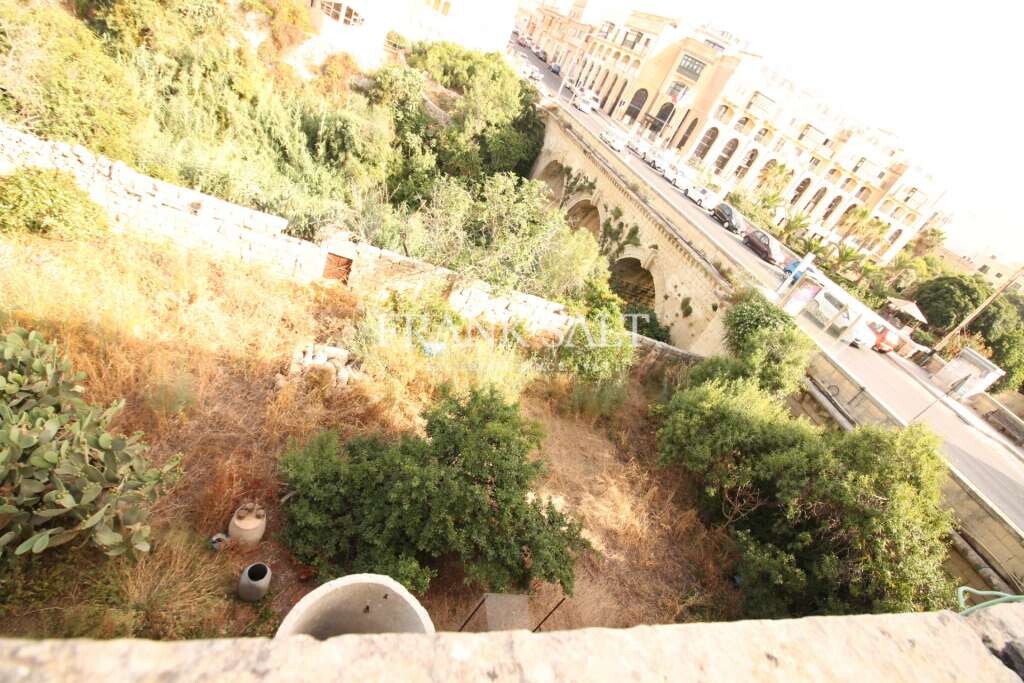 Mosta, 3 Bedrooms Bedrooms, ,2 BathroomsBathrooms,For Sale,FRSA-816947