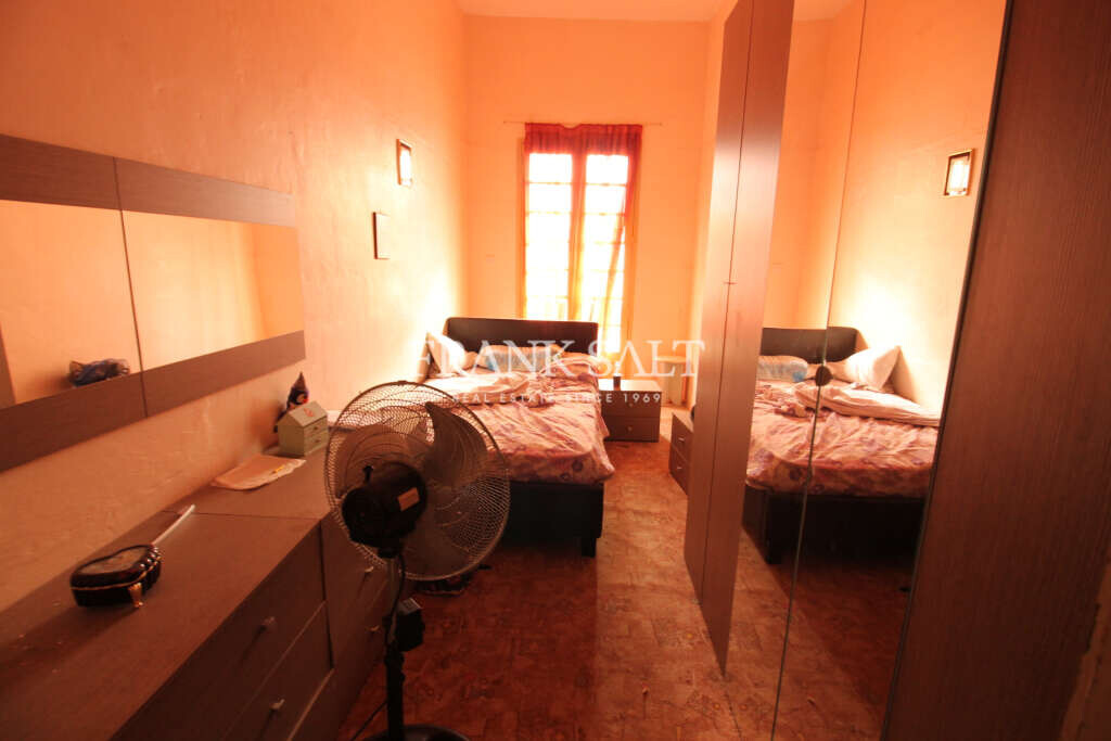 Mosta, 3 Bedrooms Bedrooms, ,For Sale,FRSA-816966