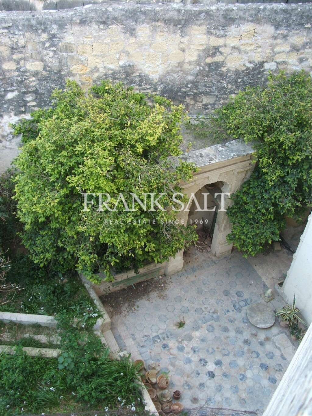 Sliema, 4 Bedrooms Bedrooms, ,2 BathroomsBathrooms,For Sale,FRSA-304858