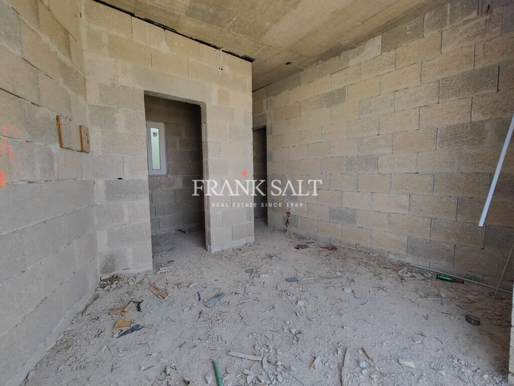 Naxxar, 3 Bedrooms Bedrooms, ,1 BathroomBathrooms,For Sale,FRSA-816935