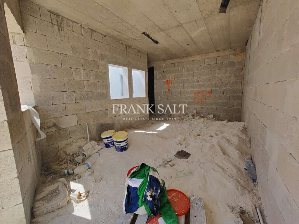 Naxxar, 3 Bedrooms Bedrooms, ,1 BathroomBathrooms,For Sale,FRSA-816935