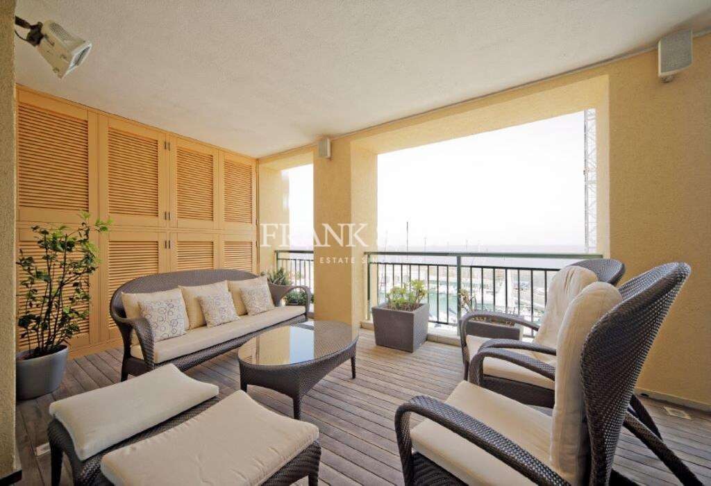 Portomaso, 2 Bedrooms Bedrooms, ,2 BathroomsBathrooms,For Sale,FRSA-315671