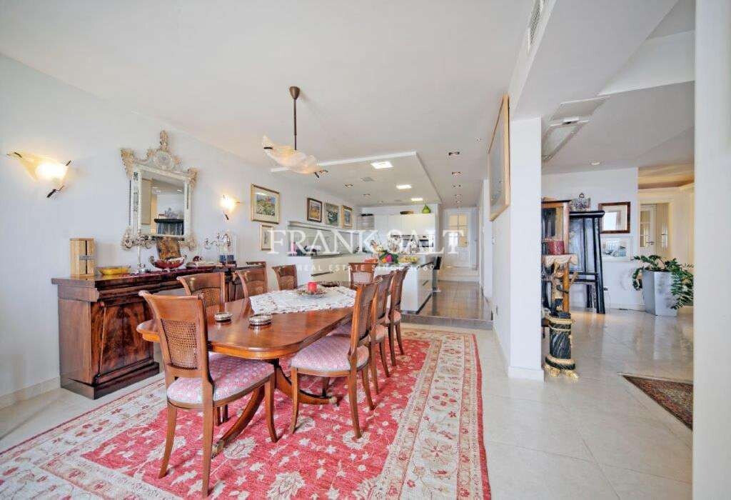 Portomaso, 2 Bedrooms Bedrooms, ,2 BathroomsBathrooms,For Sale,FRSA-315671