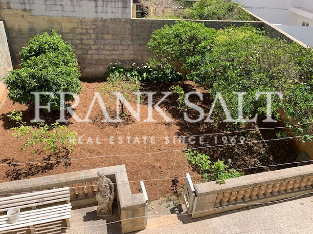 Mosta, 4 Bedrooms Bedrooms, ,3 BathroomsBathrooms,For Sale,FRSA-915044
