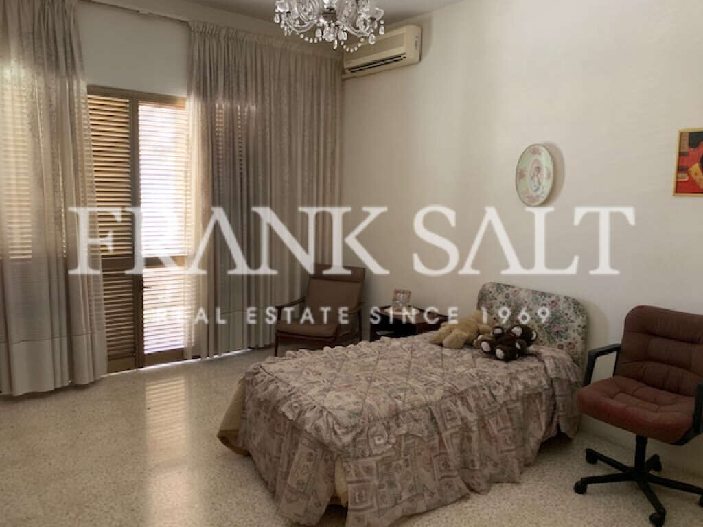 Mosta, 4 Bedrooms Bedrooms, ,3 BathroomsBathrooms,For Sale,FRSA-915044