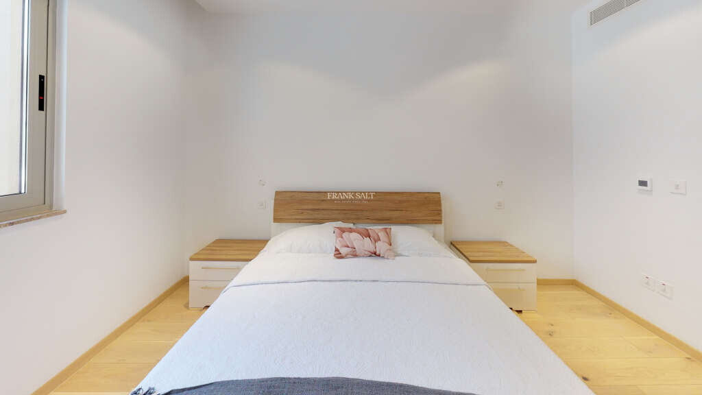 Portomaso Laguna, 2 Bedrooms Bedrooms, ,1 BathroomBathrooms,For Sale,FRSA-913195