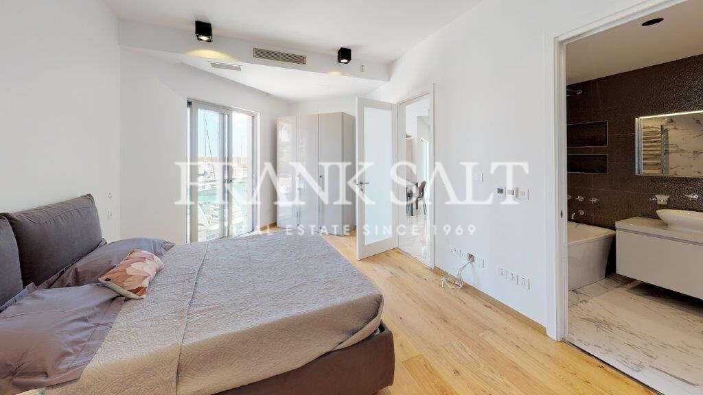 Portomaso Laguna, 2 Bedrooms Bedrooms, ,1 BathroomBathrooms,For Sale,FRSA-913194