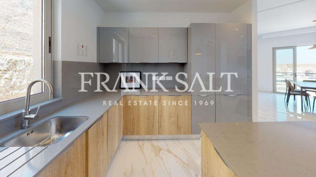 Portomaso Laguna, 2 Bedrooms Bedrooms, ,1 BathroomBathrooms,For Sale,FRSA-913194