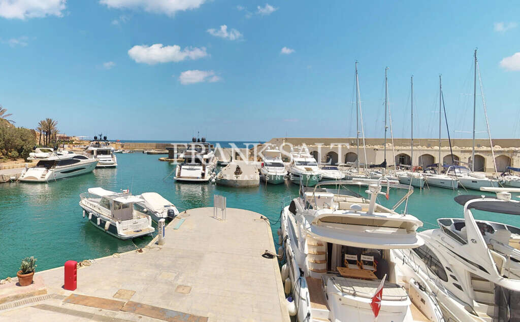 Portomaso Laguna, 2 Bedrooms Bedrooms, ,1 BathroomBathrooms,For Sale,FRSA-913194