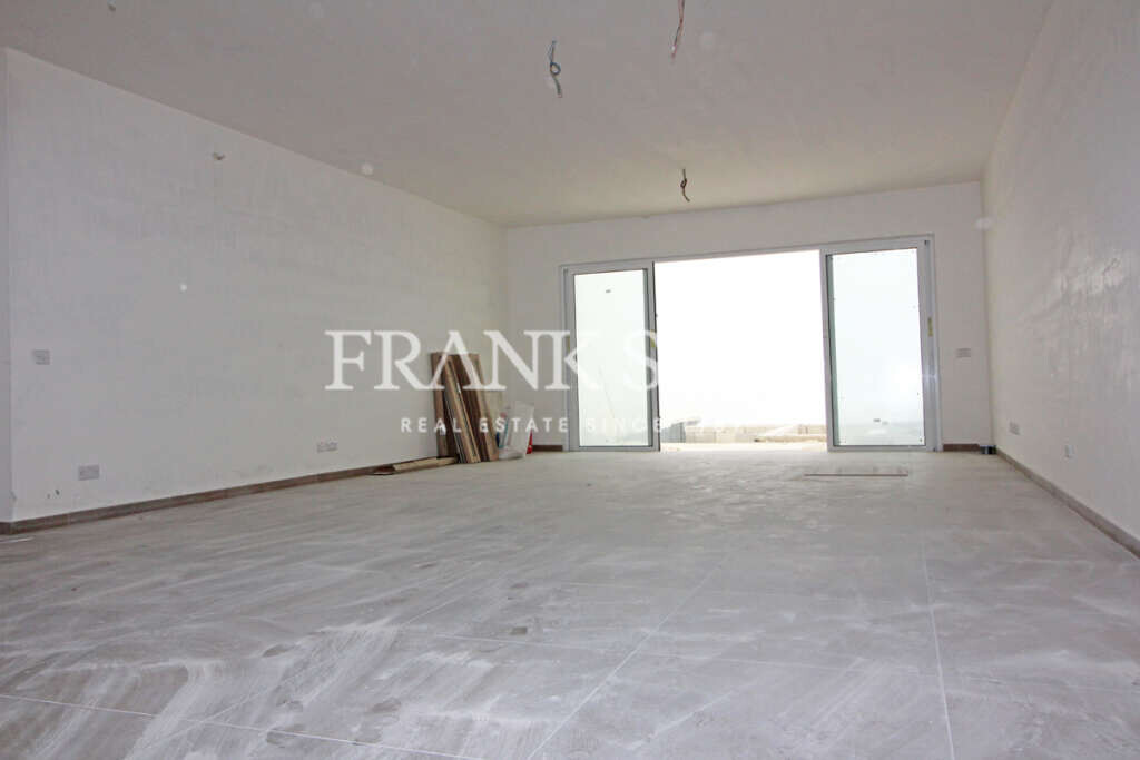 St Julians, 3 Bedrooms Bedrooms, ,2 BathroomsBathrooms,For Sale,FRSA-351463