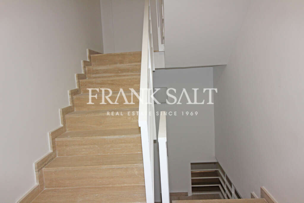 St Julians, 3 Bedrooms Bedrooms, ,2 BathroomsBathrooms,For Sale,FRSA-351463