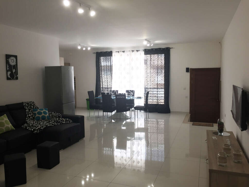 Birkirkara, 3 Bedrooms Bedrooms, ,1 BathroomBathrooms,For Sale,FRSA-851415