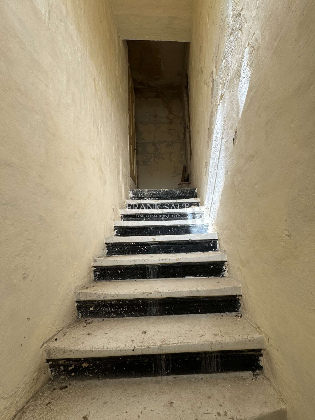 Rabat, 7 Bedrooms Bedrooms, ,For Sale,FRSA-851654