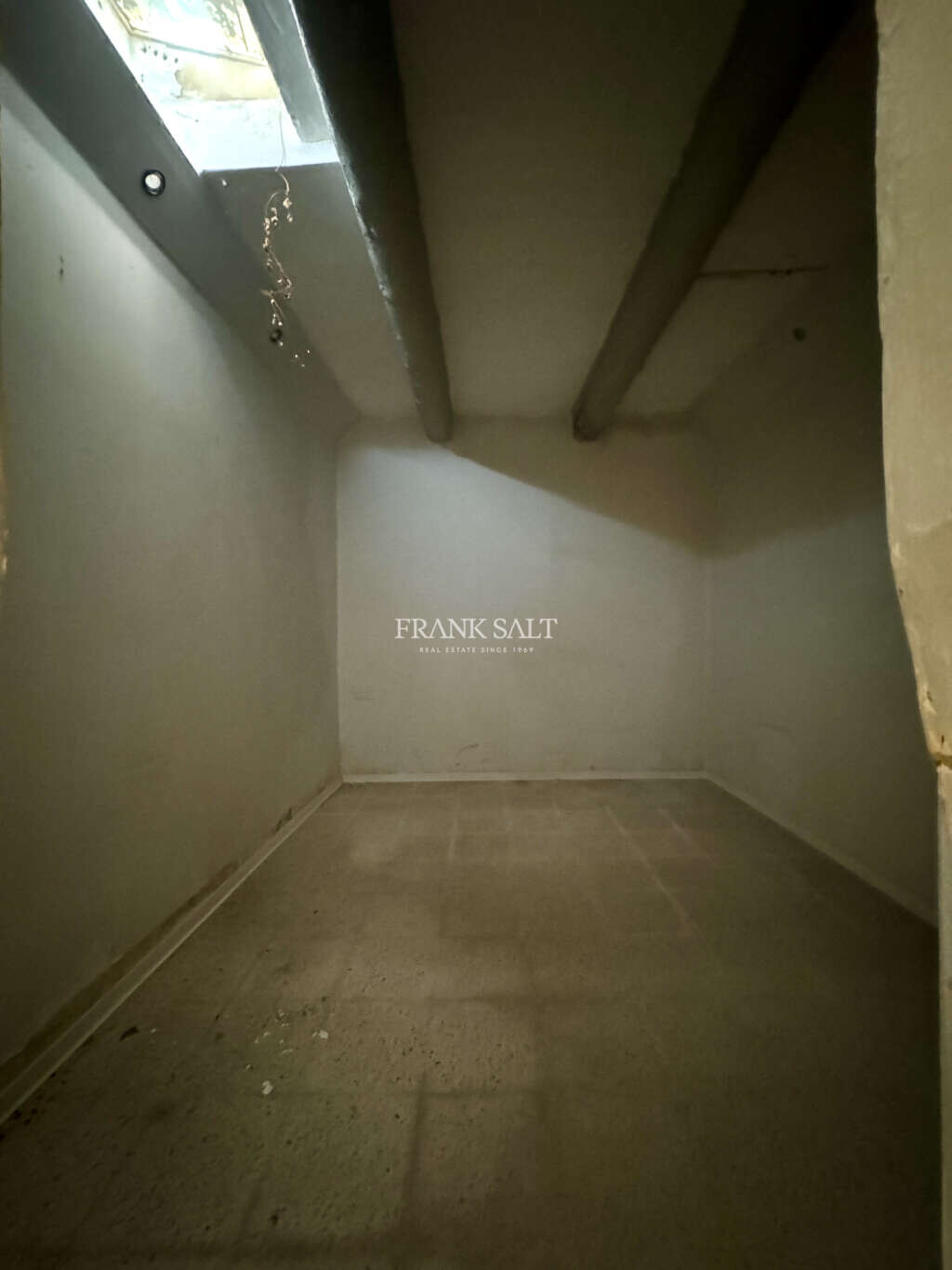 Rabat, 7 Bedrooms Bedrooms, ,For Sale,FRSA-851654