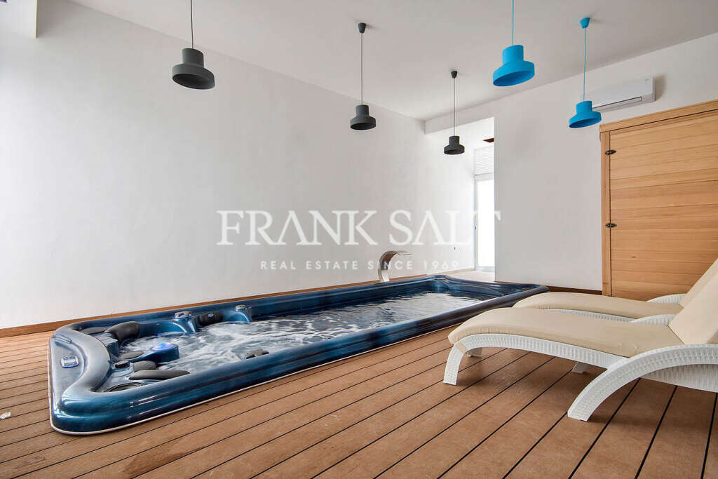 Mellieha, 3 Bedrooms Bedrooms, ,1 BathroomBathrooms,For Sale,FRSA-319348