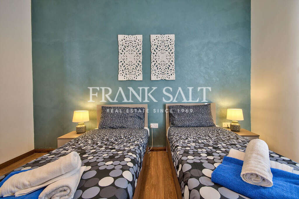 Mellieha, 3 Bedrooms Bedrooms, ,1 BathroomBathrooms,For Sale,FRSA-319348