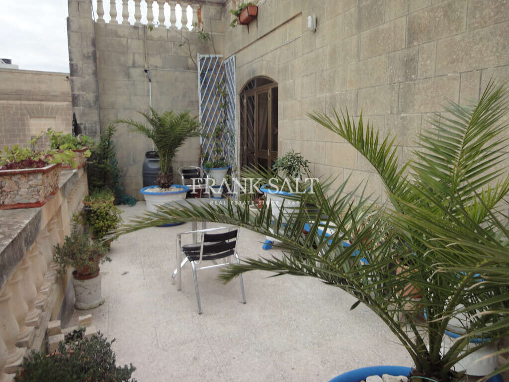 Bahar ic-Caghaq, 3 Bedrooms Bedrooms, ,2 BathroomsBathrooms,For Sale,FRSA-851522