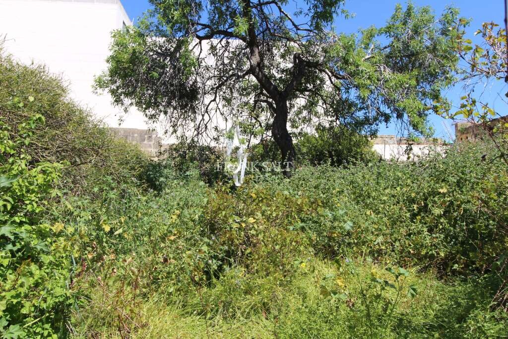 Xaghra, Gozo, 5 Bedrooms Bedrooms, ,1 BathroomBathrooms,For Sale,FRSA-111894