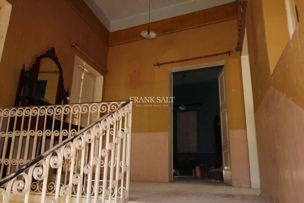 Xaghra, Gozo, 5 Bedrooms Bedrooms, ,1 BathroomBathrooms,For Sale,FRSA-111894