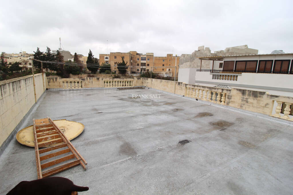 Marsa, 3 Bedrooms Bedrooms, ,2 BathroomsBathrooms,For Sale,FRSA-038824