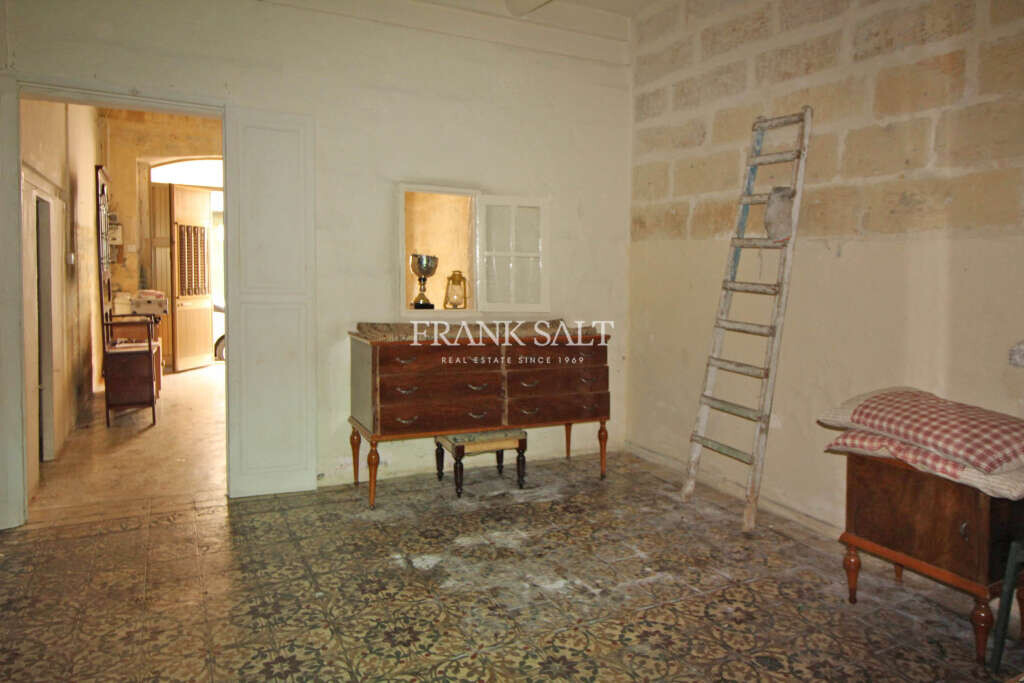 Marsa, 3 Bedrooms Bedrooms, ,1 BathroomBathrooms,For Sale,FRSA-319182
