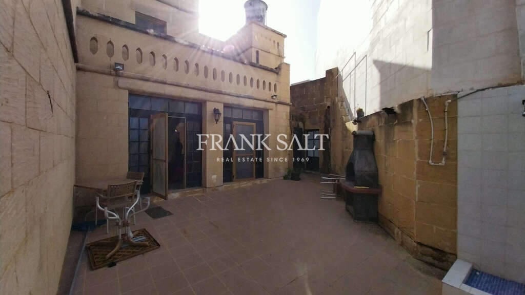 Iz-Zebbug, Gozo, 3 Bedrooms Bedrooms, ,2 BathroomsBathrooms,For Sale,FRSA-111692