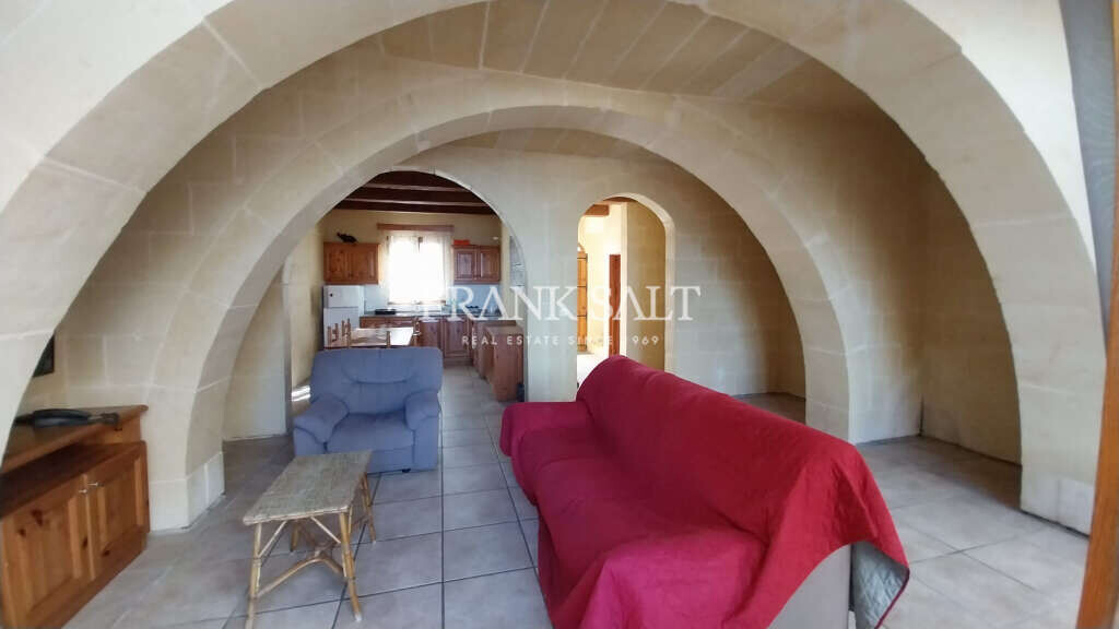 Iz-Zebbug, Gozo, 3 Bedrooms Bedrooms, ,2 BathroomsBathrooms,For Sale,FRSA-111692