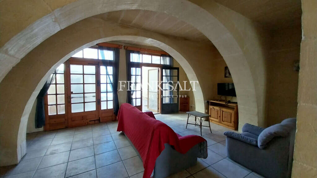 Iz-Zebbug, Gozo, 3 Bedrooms Bedrooms, ,2 BathroomsBathrooms,For Sale,FRSA-111692