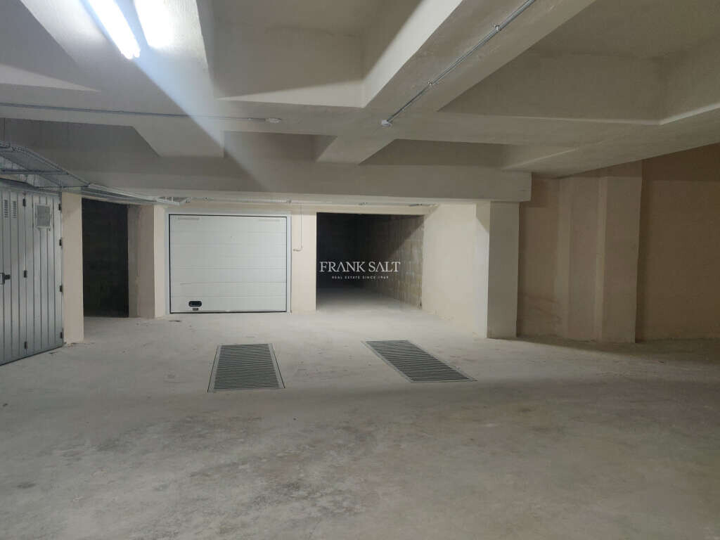 Mellieha, 3 Bedrooms Bedrooms, ,3 BathroomsBathrooms,For Sale,FRSA-816587